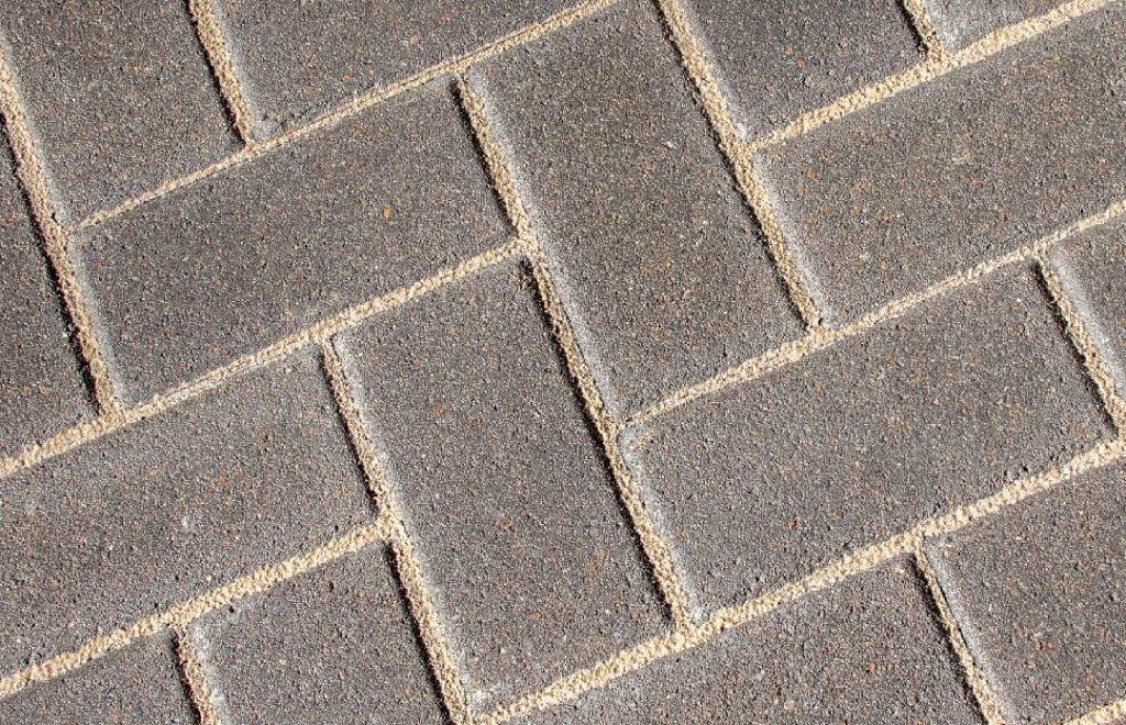 Polymer-Sand_-A-Game-Changer-for-Paver-Longevity-1024x660
