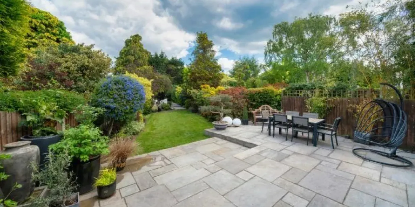 Garden-patio-768x495