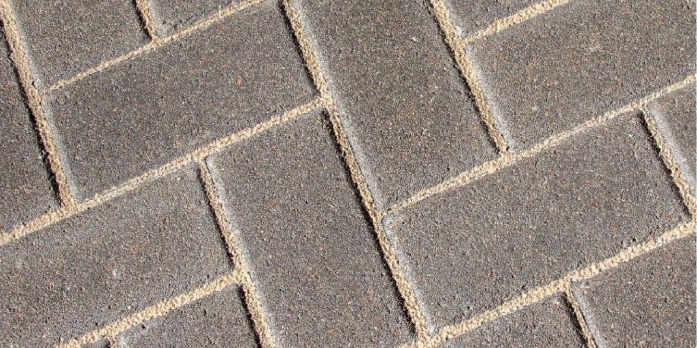 Polymer-Sand_-A-Game-Changer-for-Paver-Longevity-1024x660